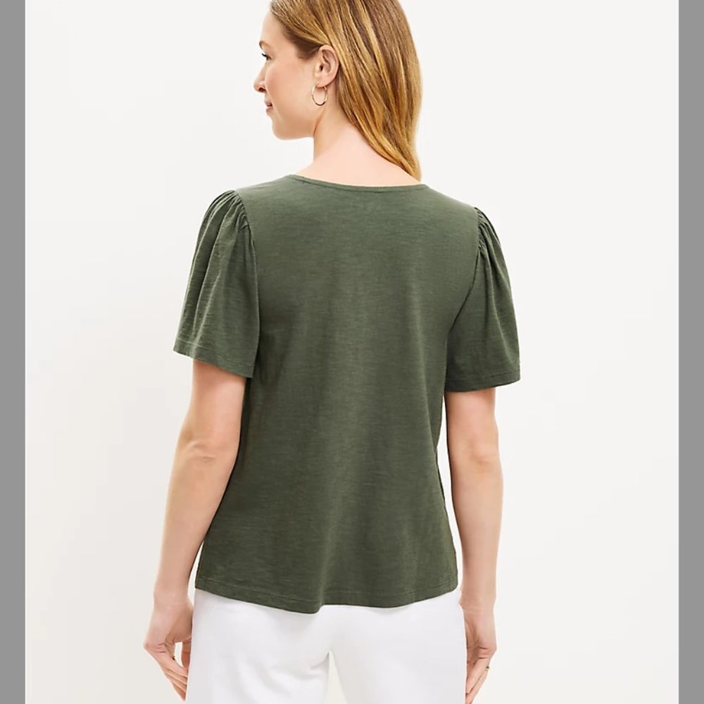 NWT LOFT Crochet Yoke Flutter Sleeve Top M - Picture 3 of 6